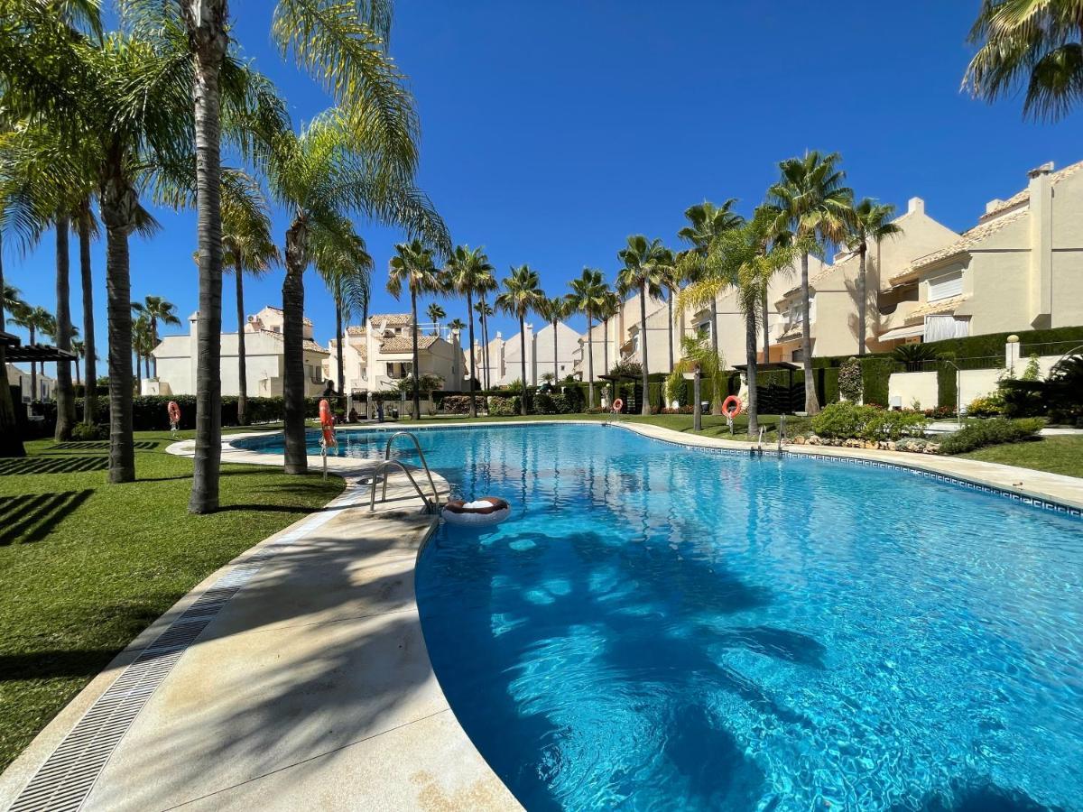 El Arenal Townhouse By The Beach With Swimming Pool - Eaw Homes Marbella Zewnętrze zdjęcie